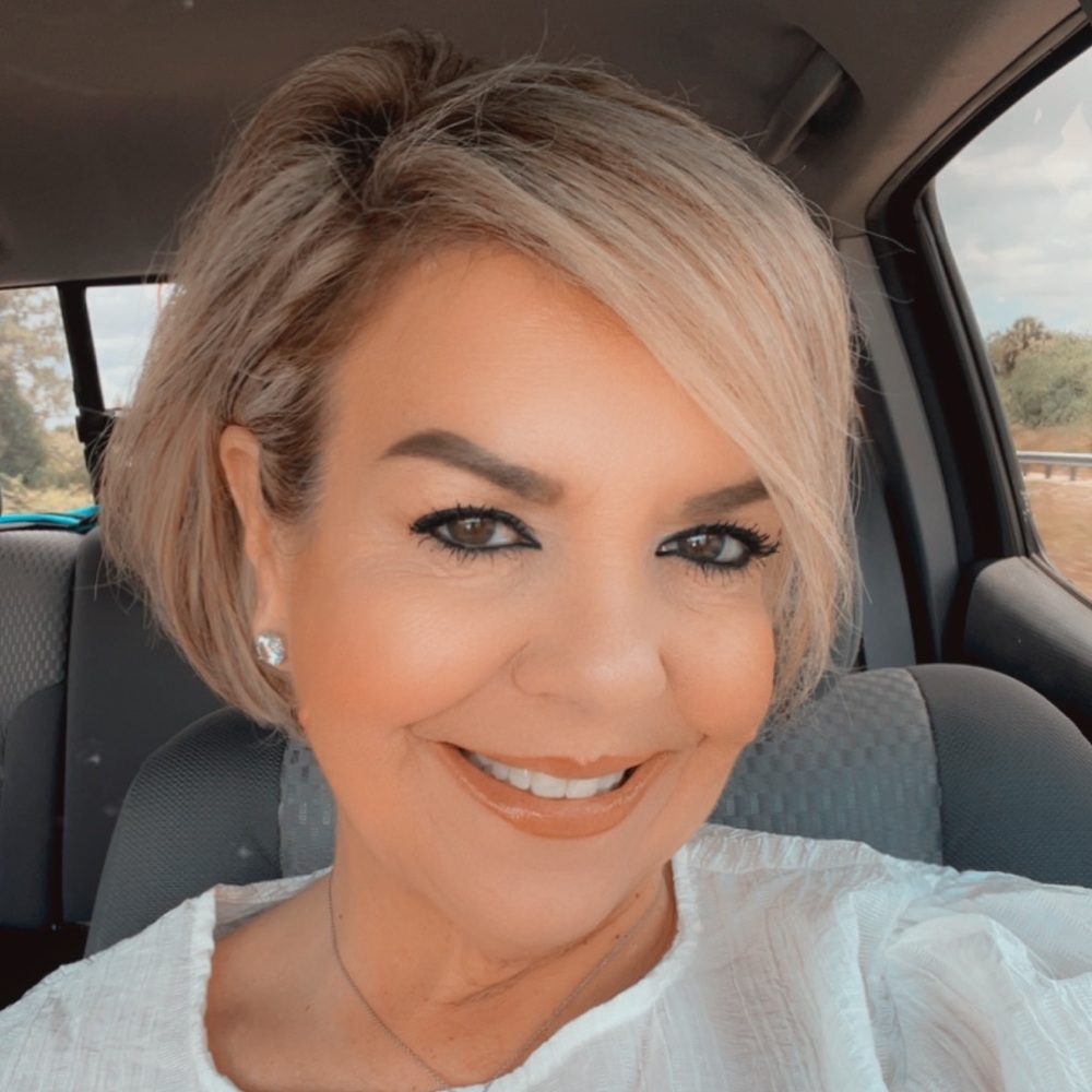 Meet your Posher, Carly